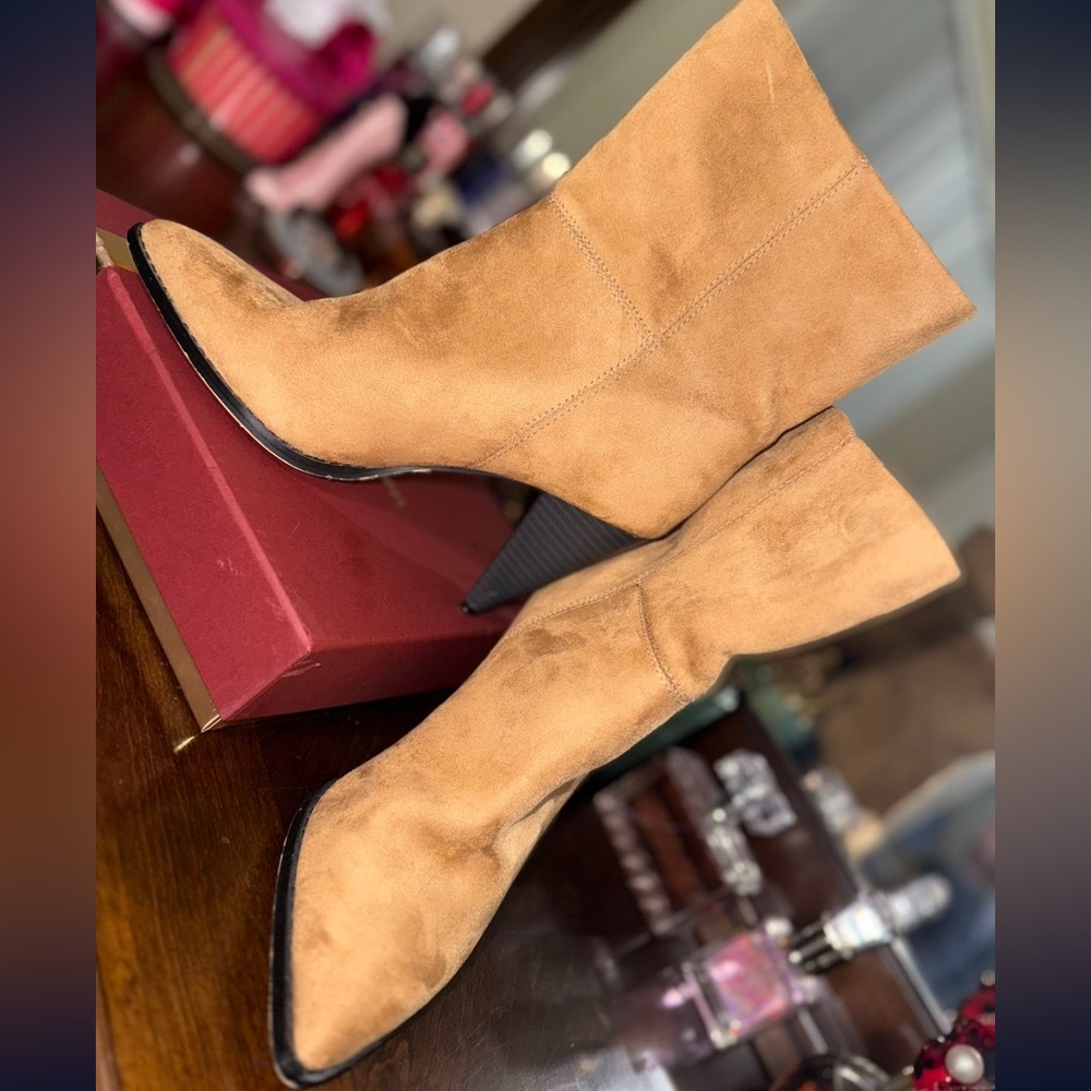 Tan Suede Women's Boots